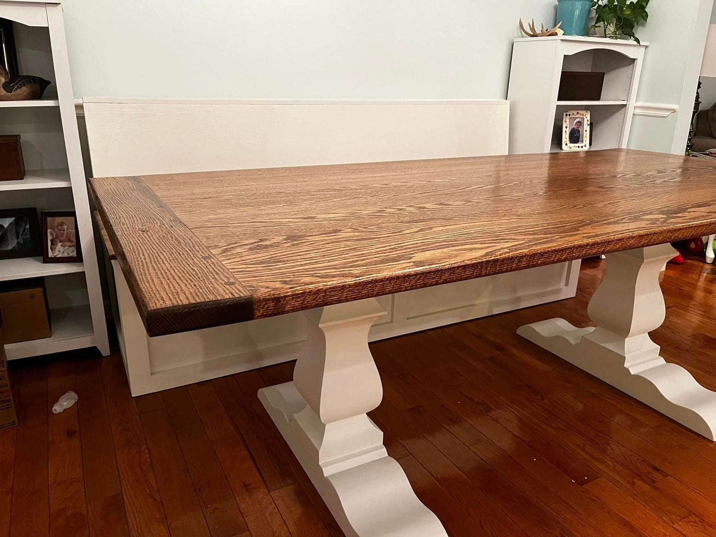 The Perfect Pedestal Table