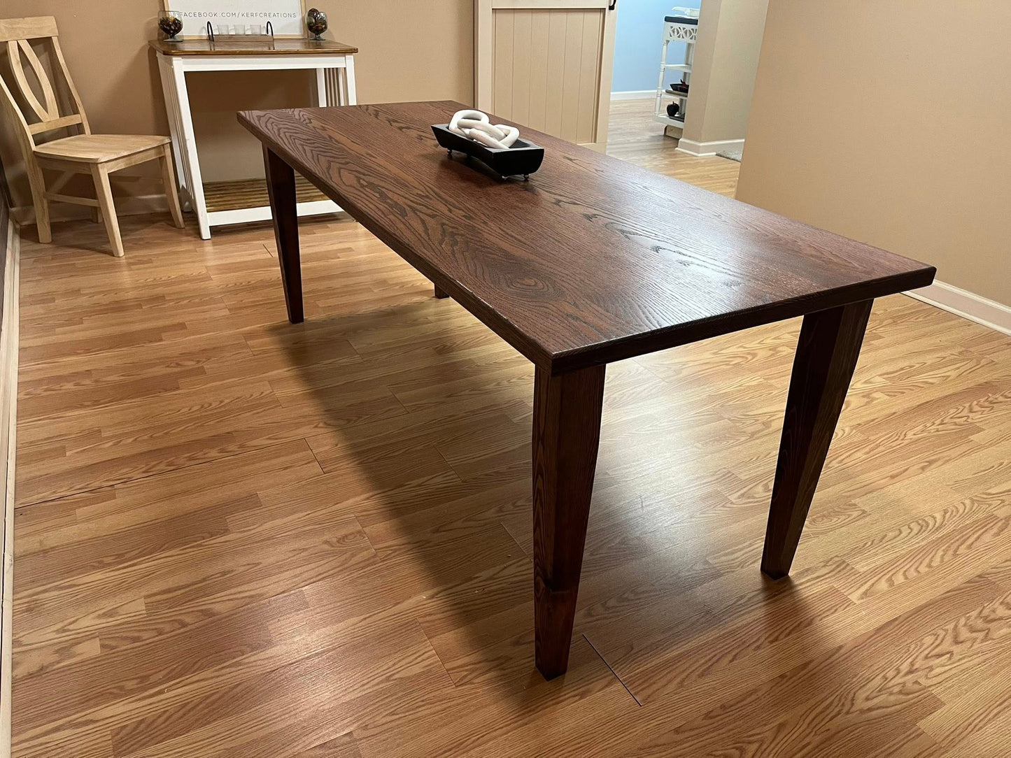 The Dining Delight Table